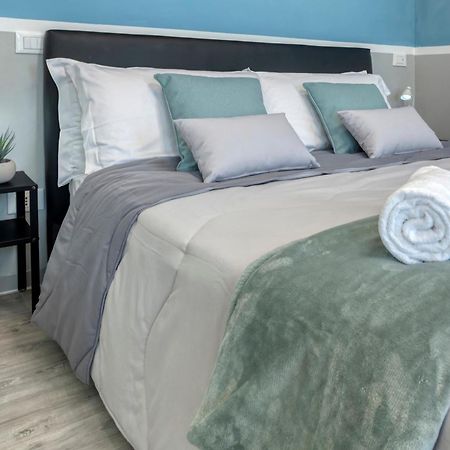 Front Station Apartment - Stazione Centrale Di 볼로냐 외부 사진