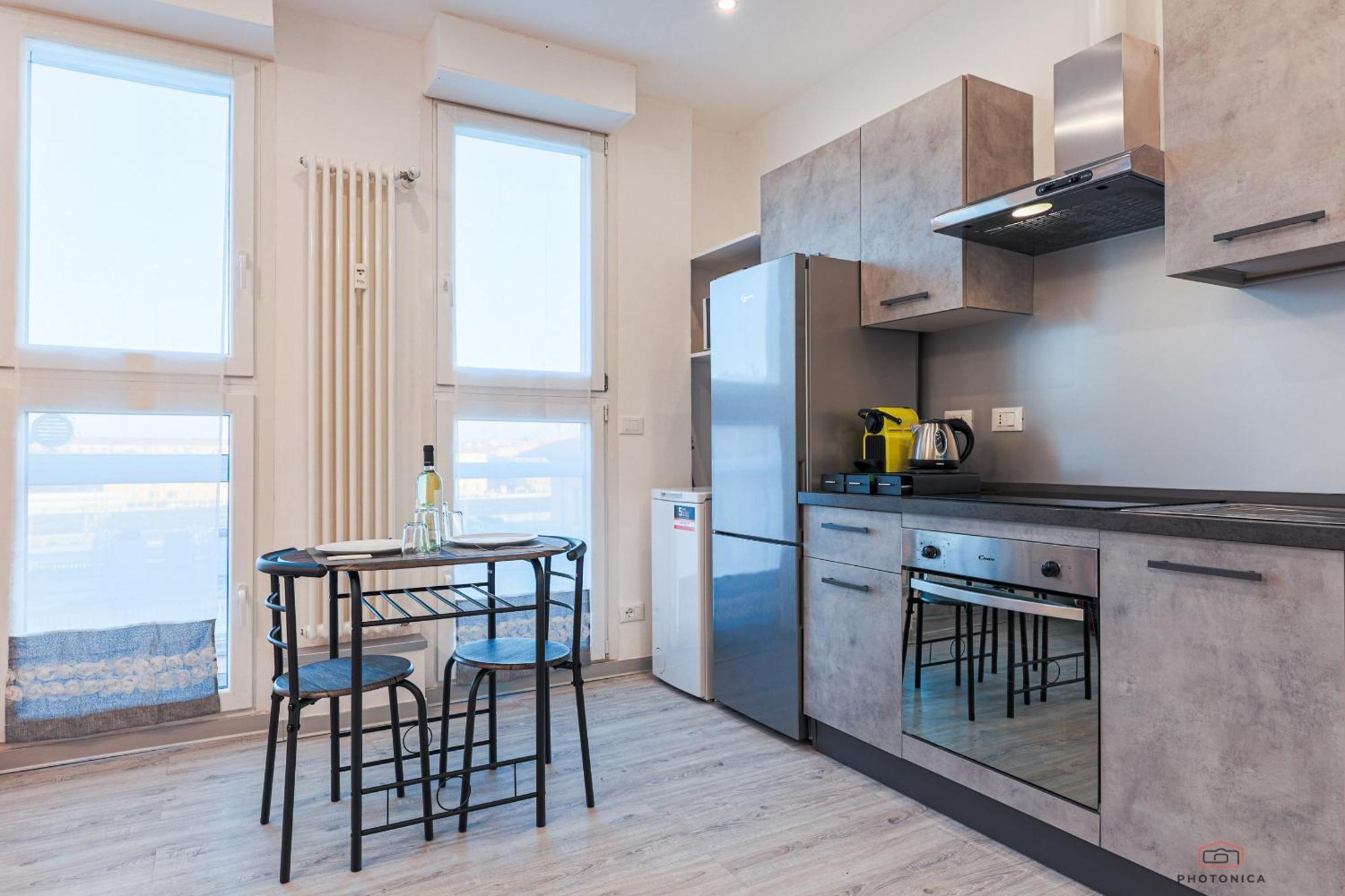 Front Station Apartment - Stazione Centrale Di 볼로냐 외부 사진