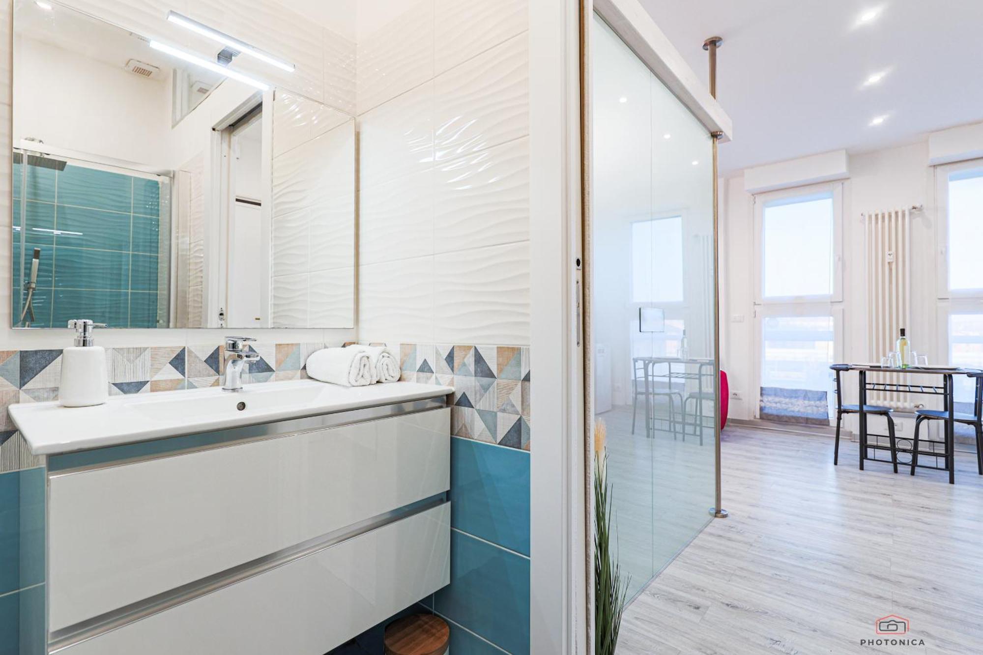 Front Station Apartment - Stazione Centrale Di 볼로냐 외부 사진