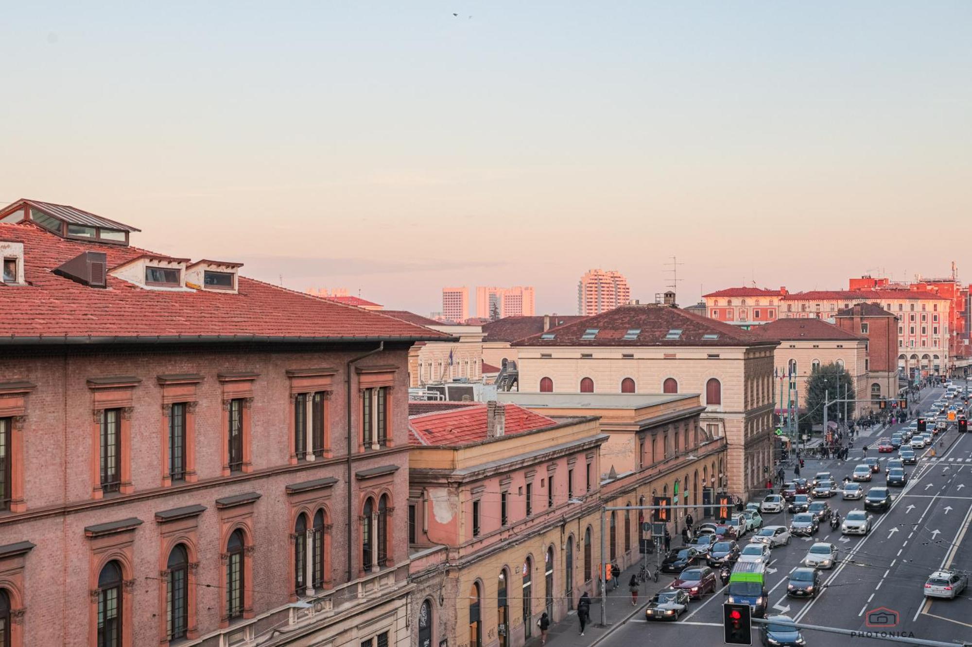 Front Station Apartment - Stazione Centrale Di 볼로냐 외부 사진