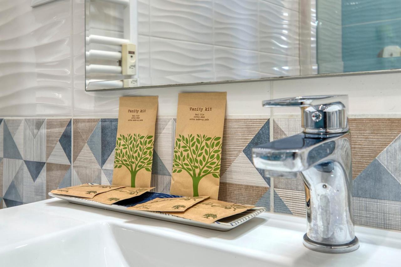 Front Station Apartment - Stazione Centrale Di 볼로냐 외부 사진