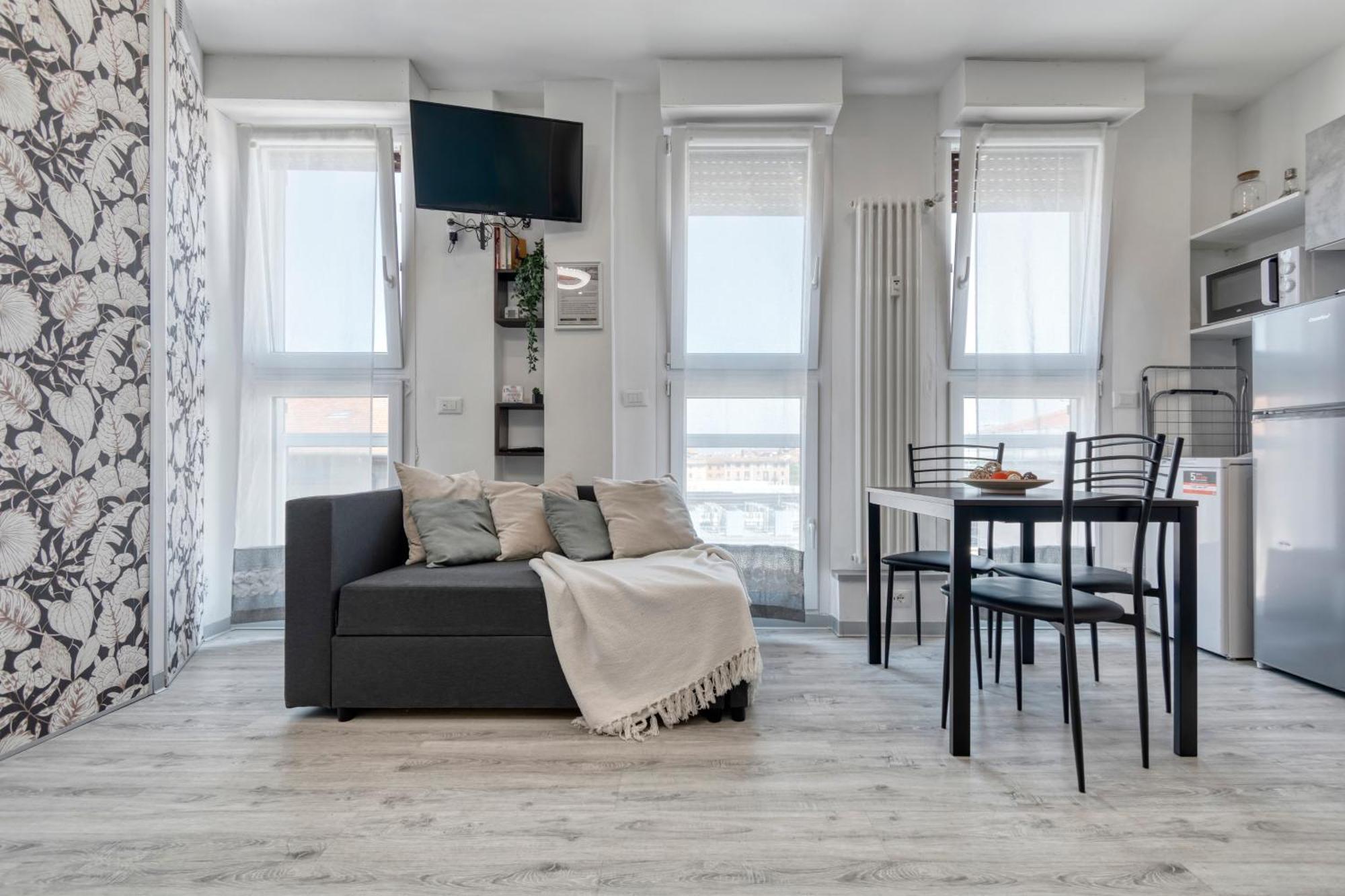 Front Station Apartment - Stazione Centrale Di 볼로냐 외부 사진