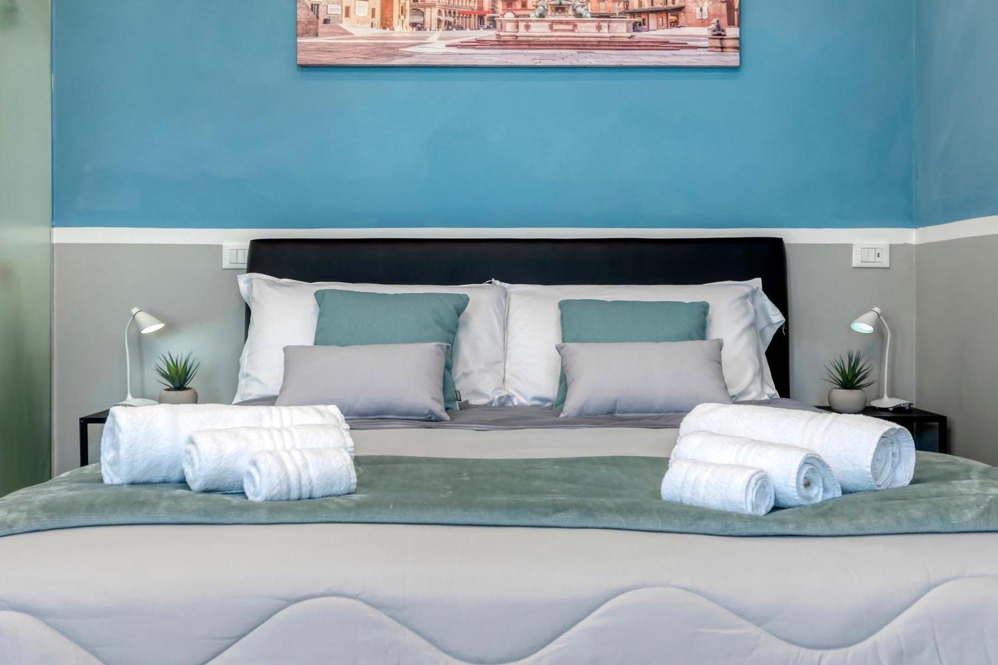 Front Station Apartment - Stazione Centrale Di 볼로냐 외부 사진