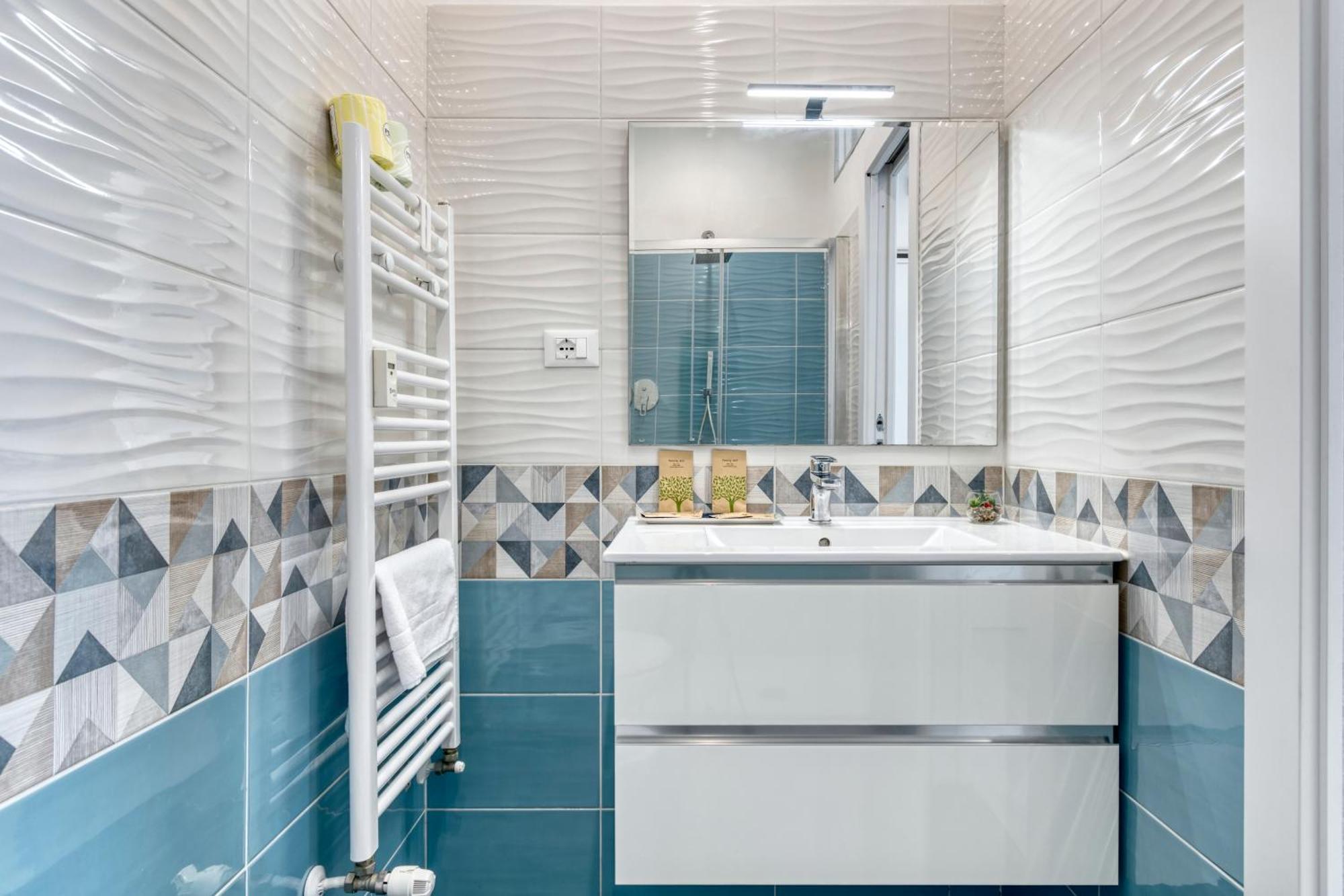 Front Station Apartment - Stazione Centrale Di 볼로냐 외부 사진