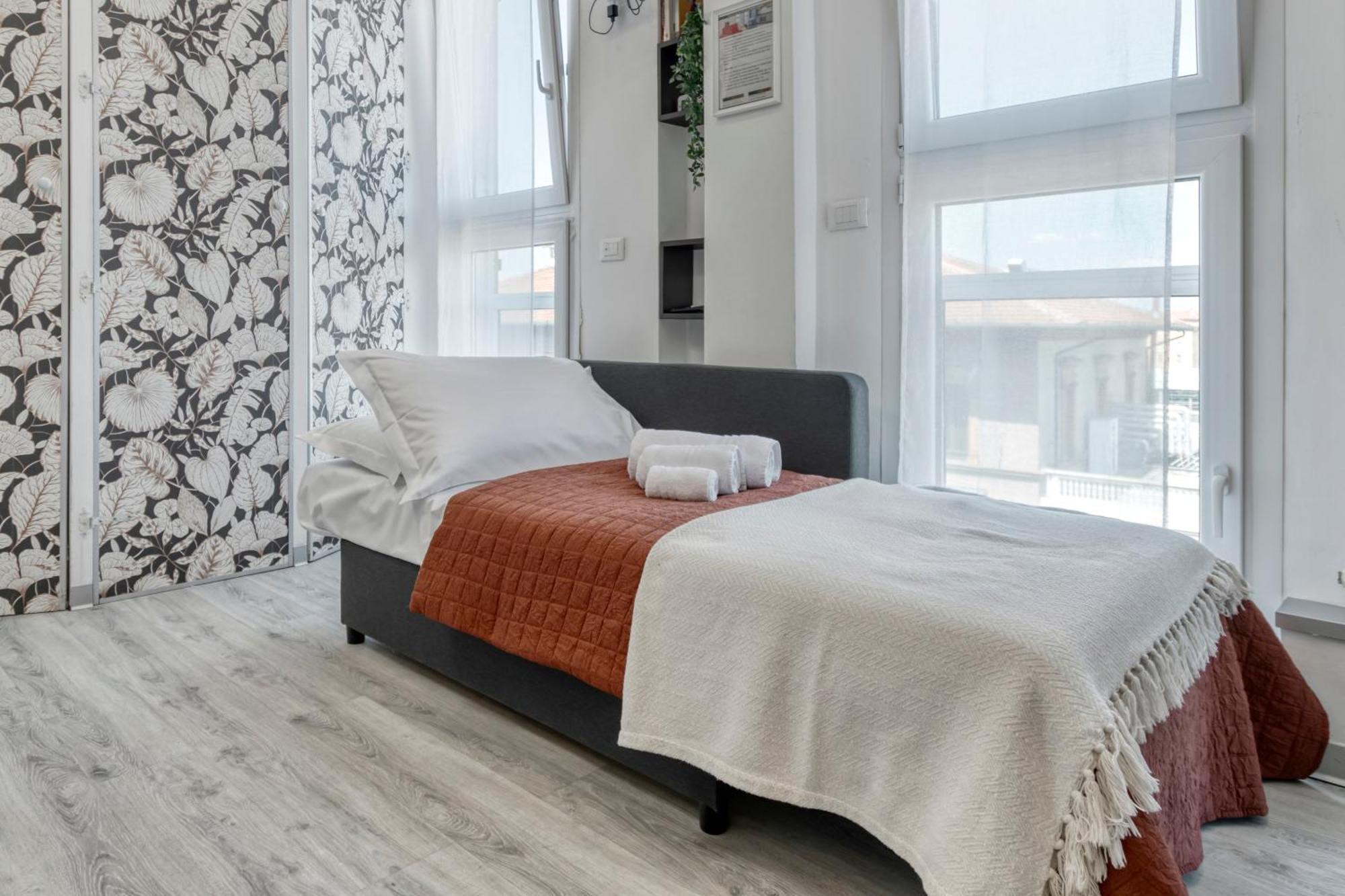 Front Station Apartment - Stazione Centrale Di 볼로냐 외부 사진